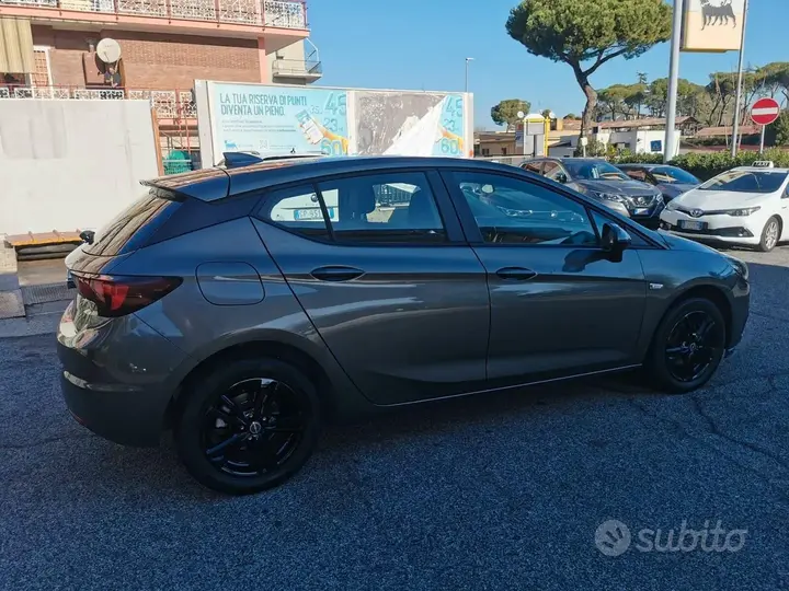 Opel Astra 2017 photo 4