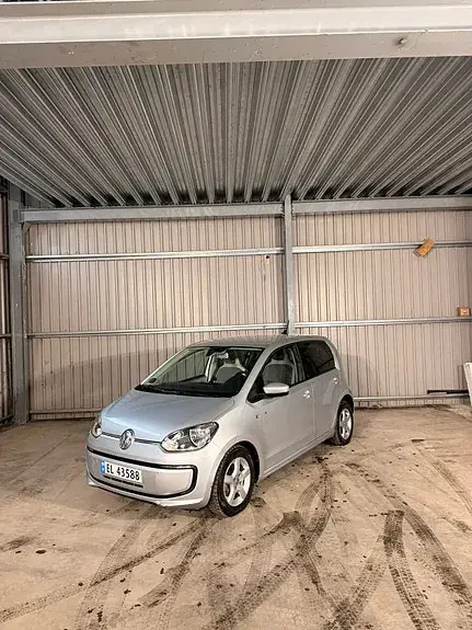 Volkswagen E-Up! 2015 photo 3