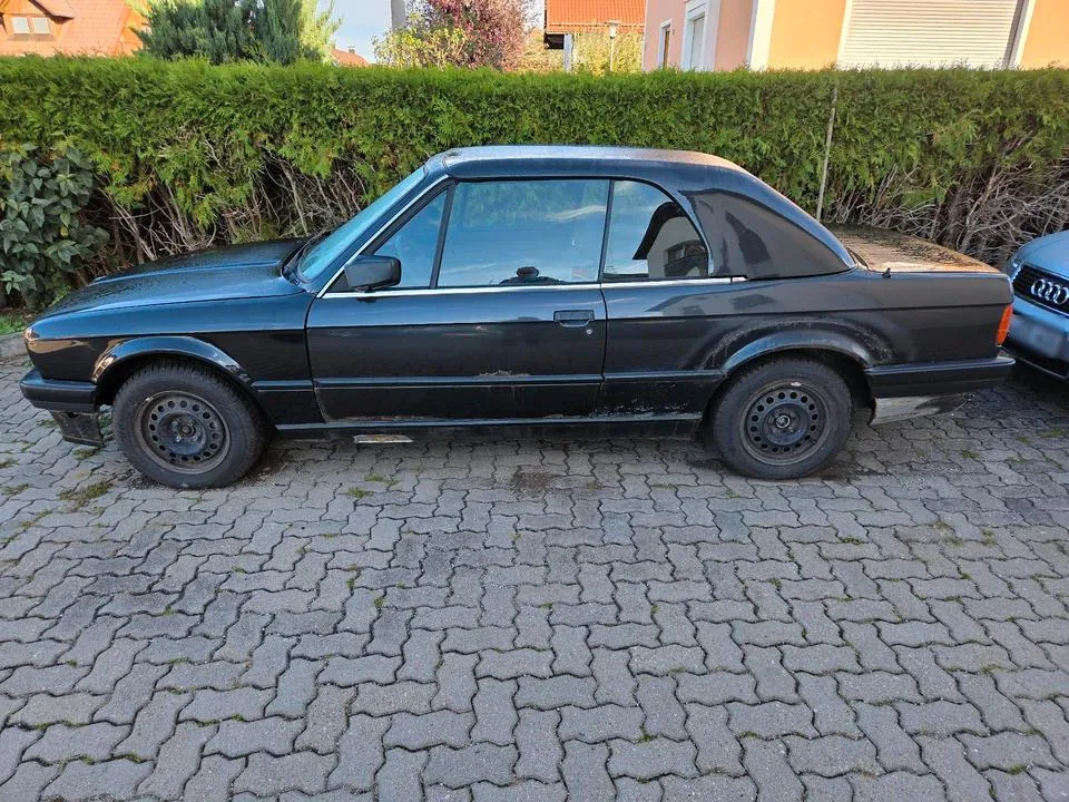BMW E30