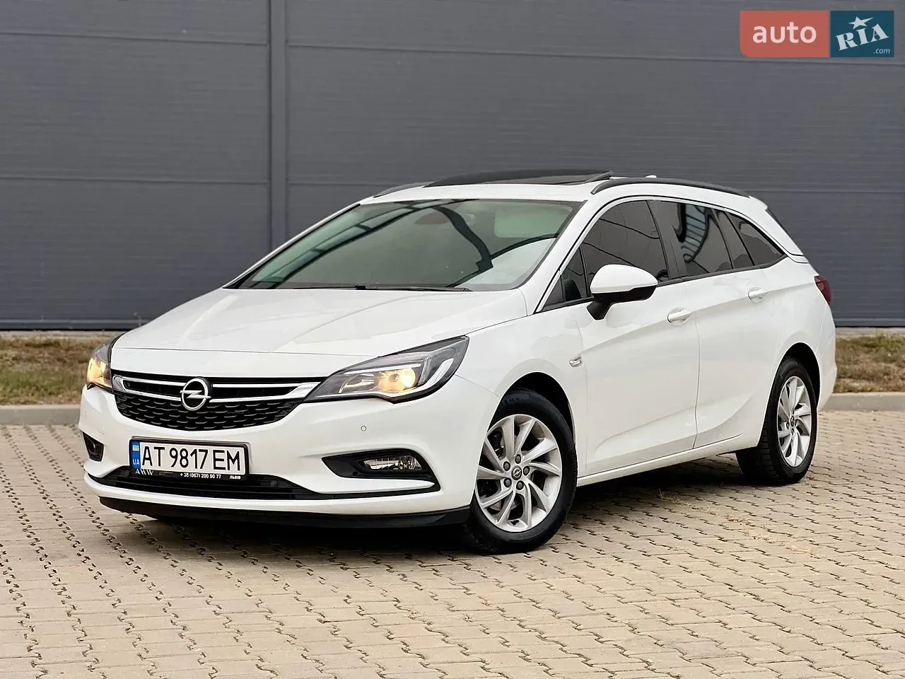 Opel Astra 2018 photo 3
