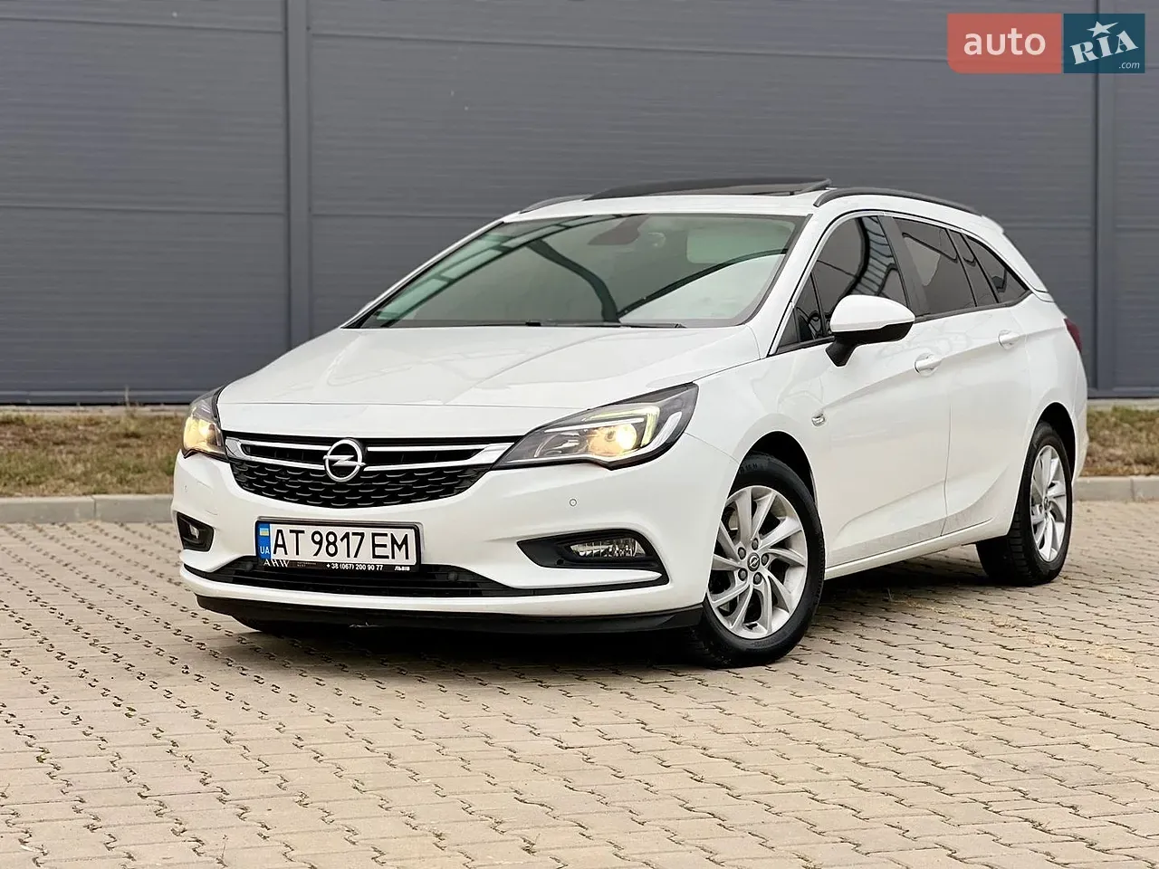 Opel Astra 2018 photo 4
