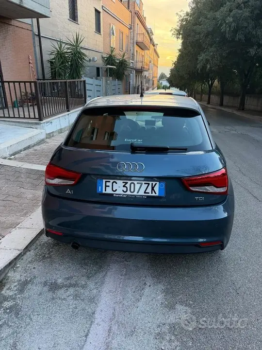 Audi A1 2016 photo 2