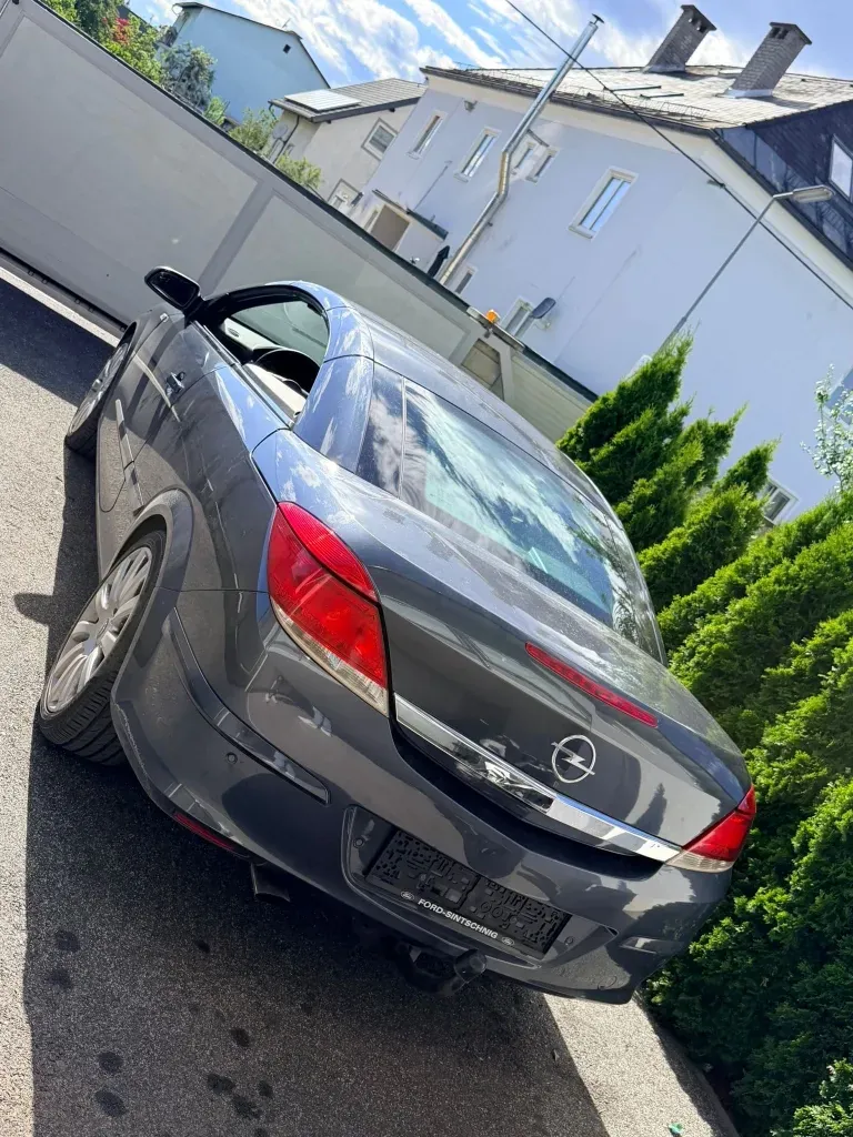 Opel Astra 2007 photo 2