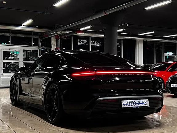 Porsche Taycan 4S 2020 photo 3