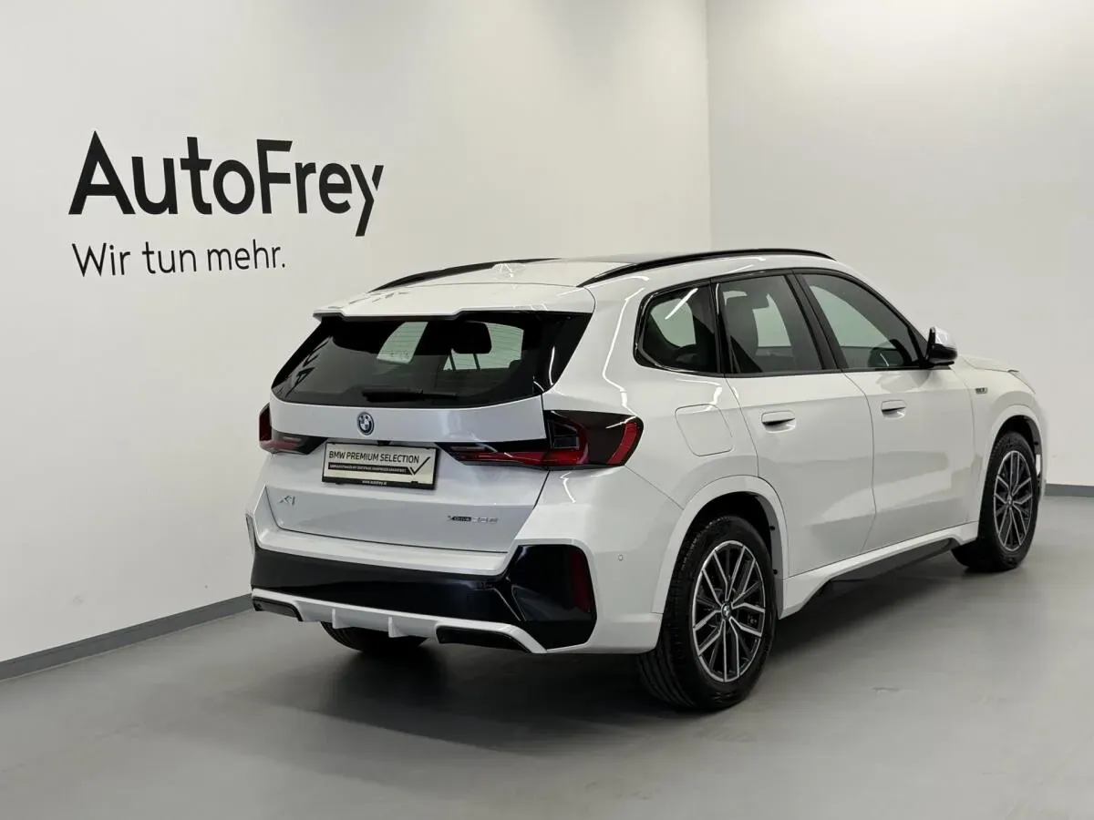 BMW X1 2023 photo 2