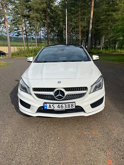 Mercedes-Benz Cla180 2015 photo 2