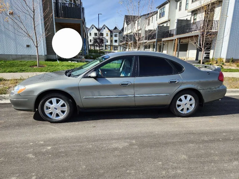 Ford Taurus 2003 photo 5