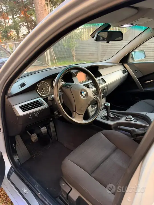 BMW 525D 2006 photo 2