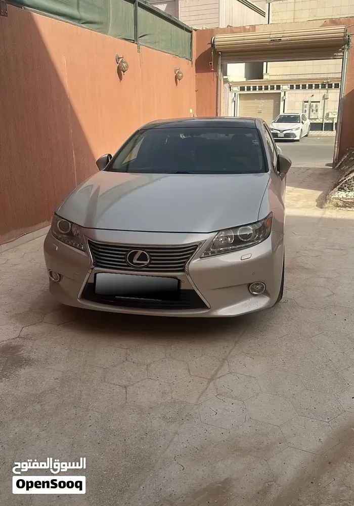 Lexus Es 2013 photo 2