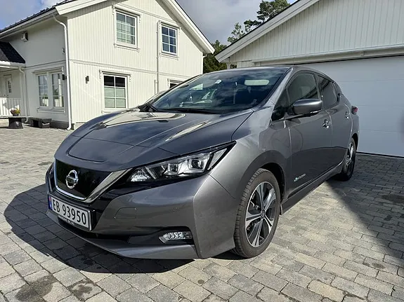 Nissan Leaf 2020 photo 2