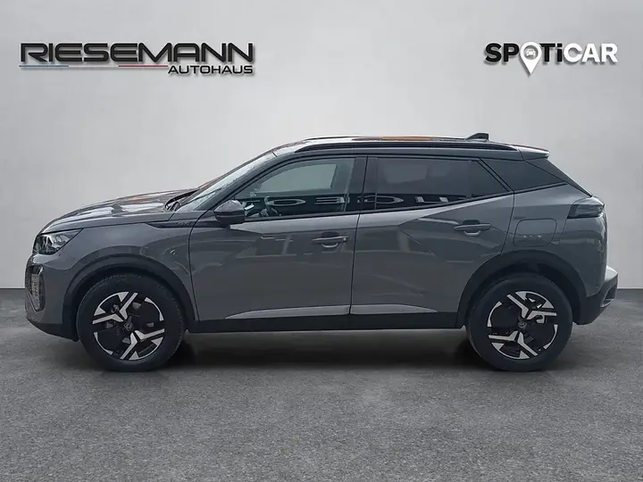 Peugeot 2008 2025 photo 2