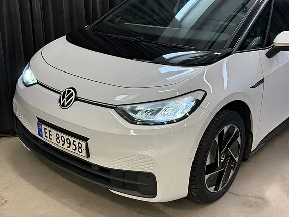 Volkswagen Id.3 2023 photo 2