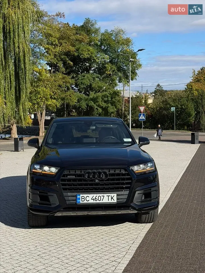 Audi Q7 2016 photo 2