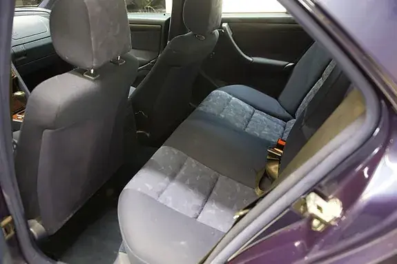 Mercedes-Benz C200 2000 photo 4