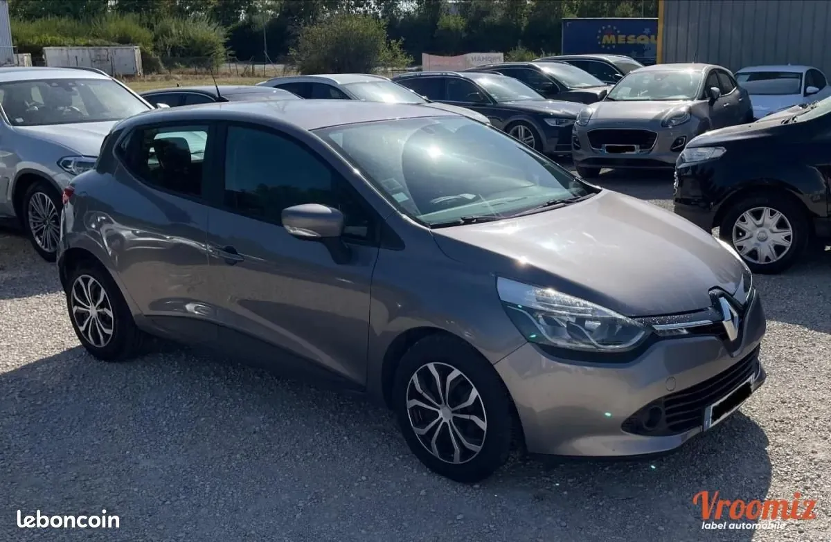 Renault Clio 2013 photo 3