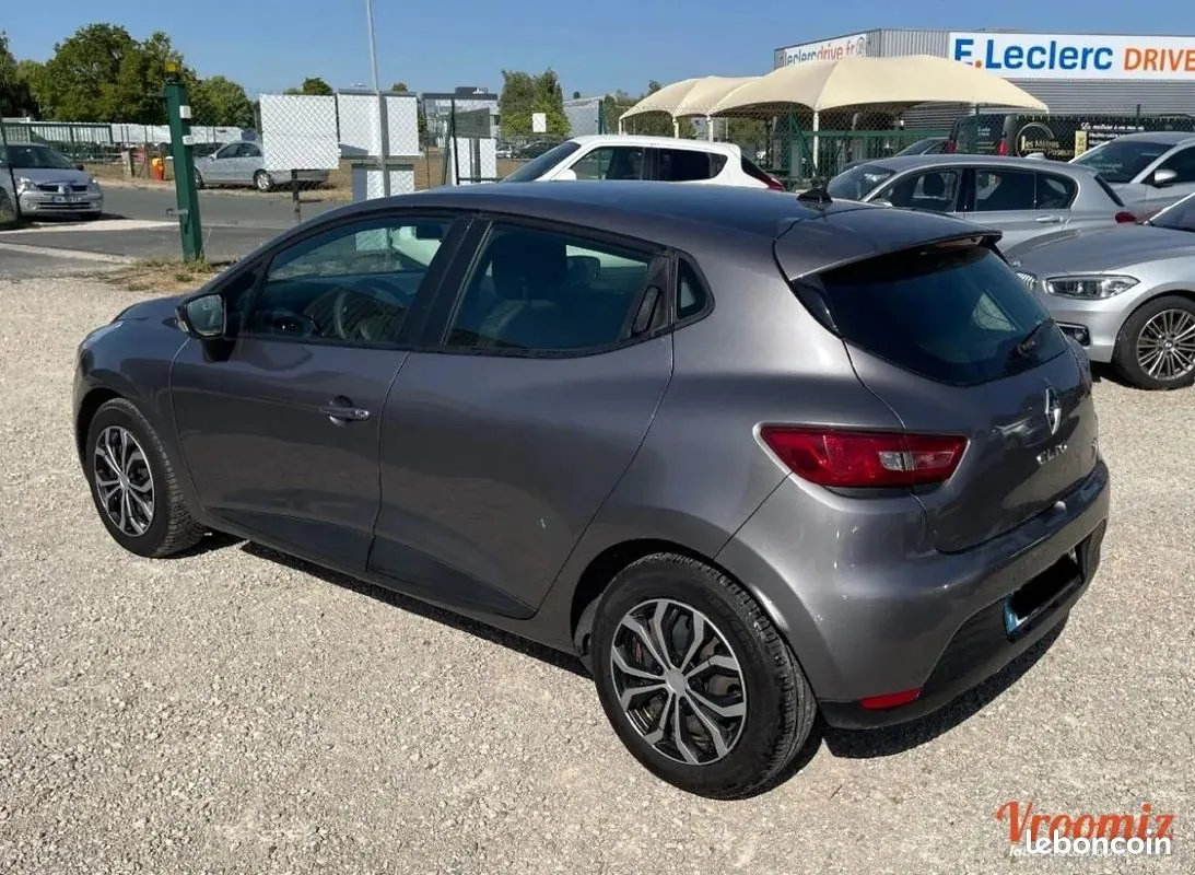 Renault Clio 2013 photo 4