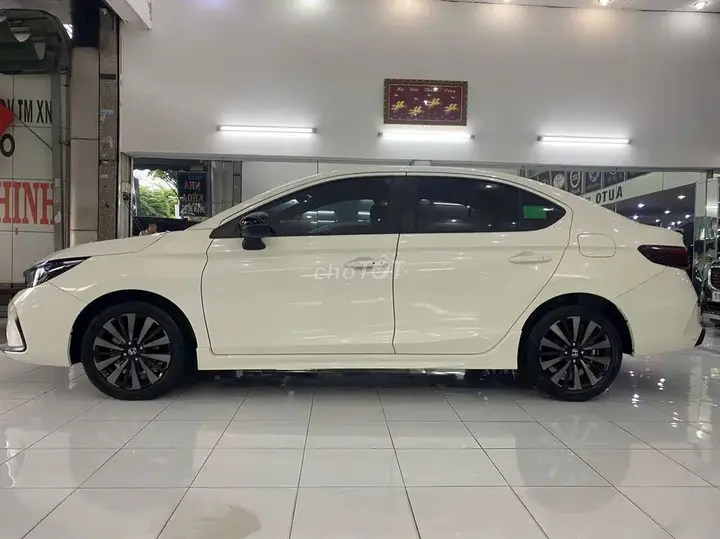 Honda City 2025 photo 3