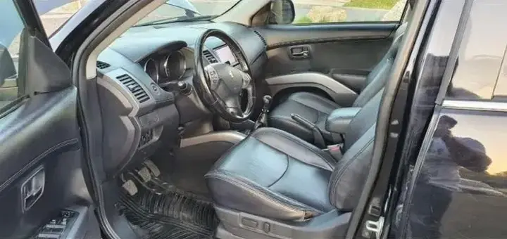 Peugeot 4007 2011 photo 3