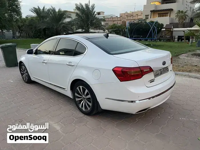 Kia Cadenza 2012 photo 4