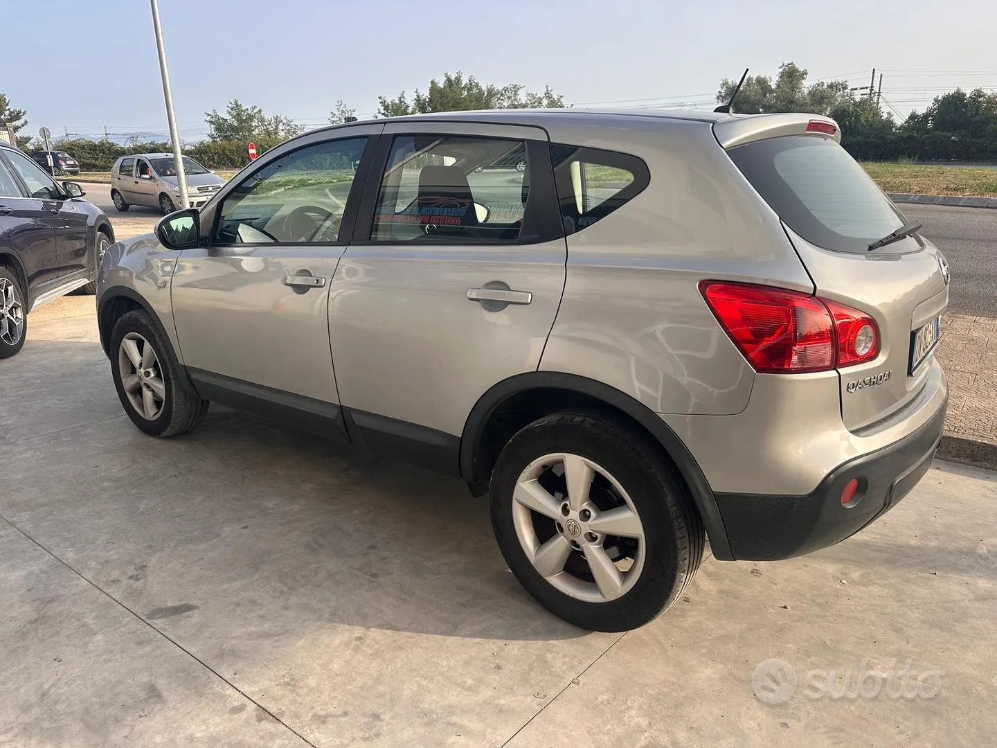 Nissan Qashqai 2009 photo 4