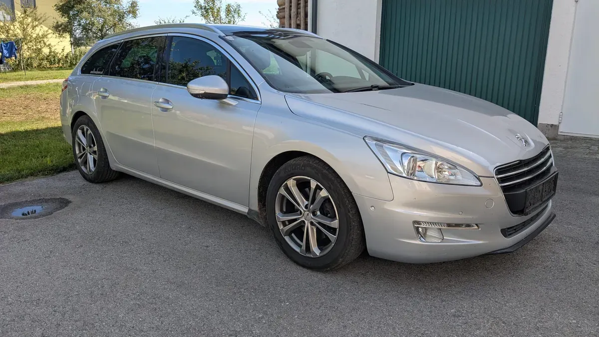 Peugeot 508 2011 photo 2