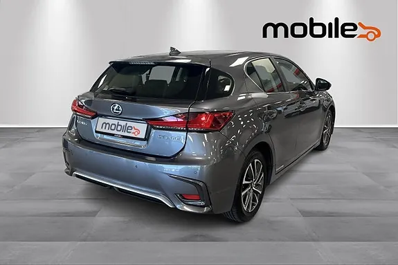 Lexus Ct200H 2019 photo 3