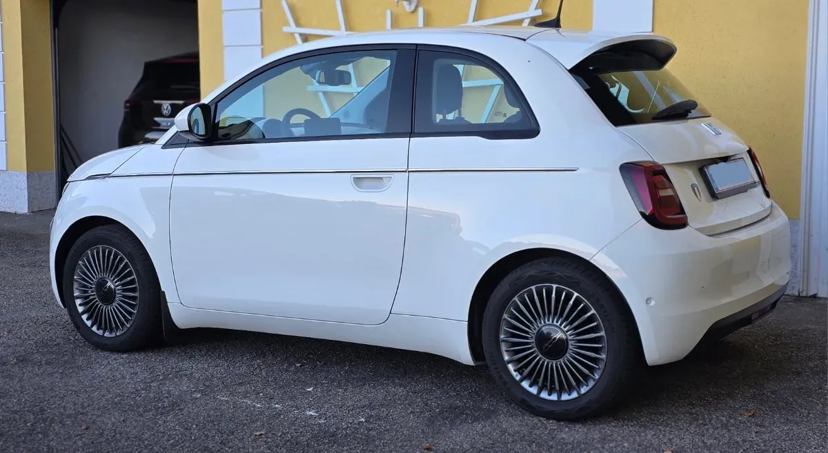 Fiat 500E 2021 photo 3