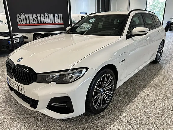 BMW 330E