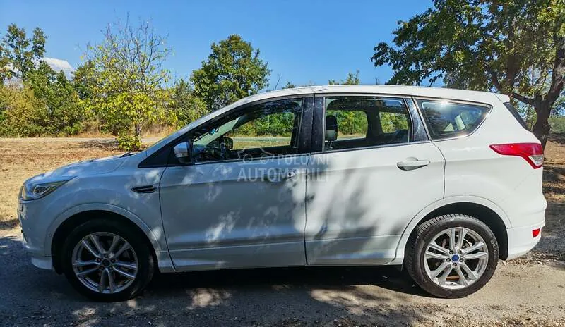 Ford Kuga 2015 photo 4
