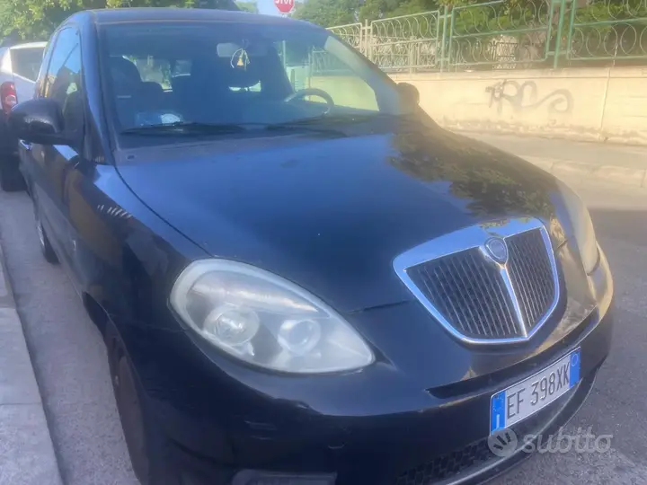 Lancia Ypsilon 2011 photo 3