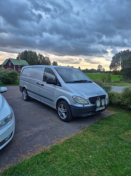 Mercedes-Benz Vito 111