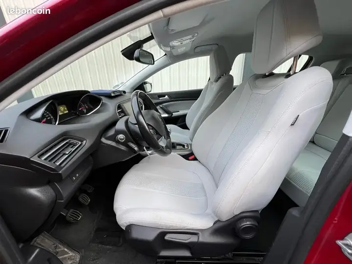 Peugeot 308 2016 photo 5