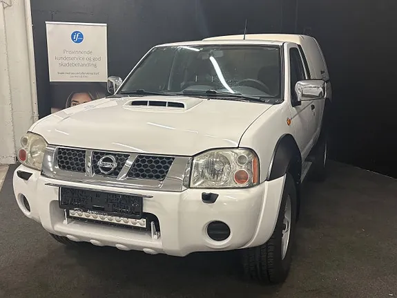 Nissan Np300 2011 photo 4