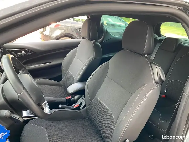 Citroen Ds3 2015 photo 2