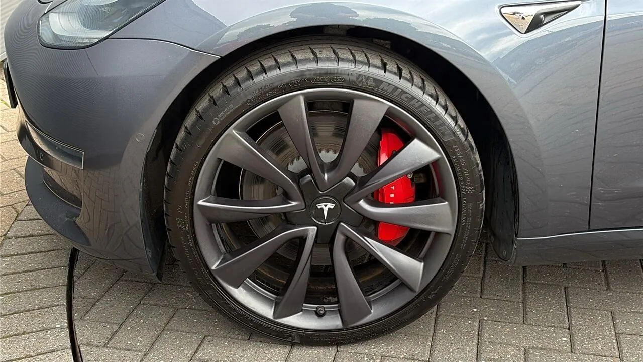 Tesla Model 3 2020 photo 5
