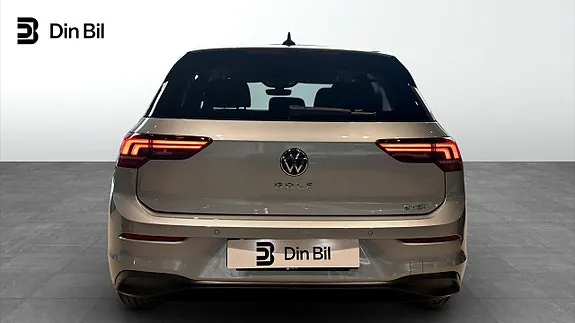 Volkswagen Golf I 2026 photo 5
