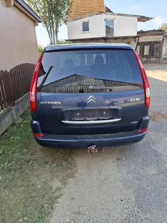 Citroen C8