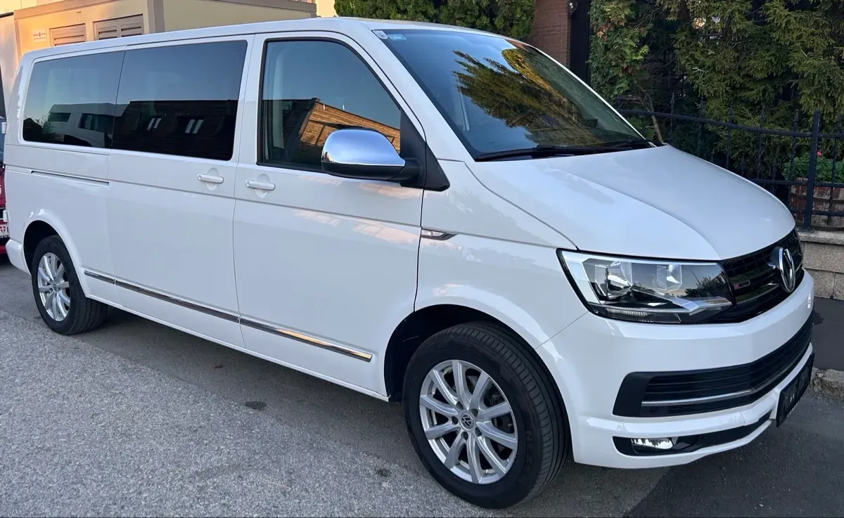 Volkswagen Caravelle 2018 photo 2