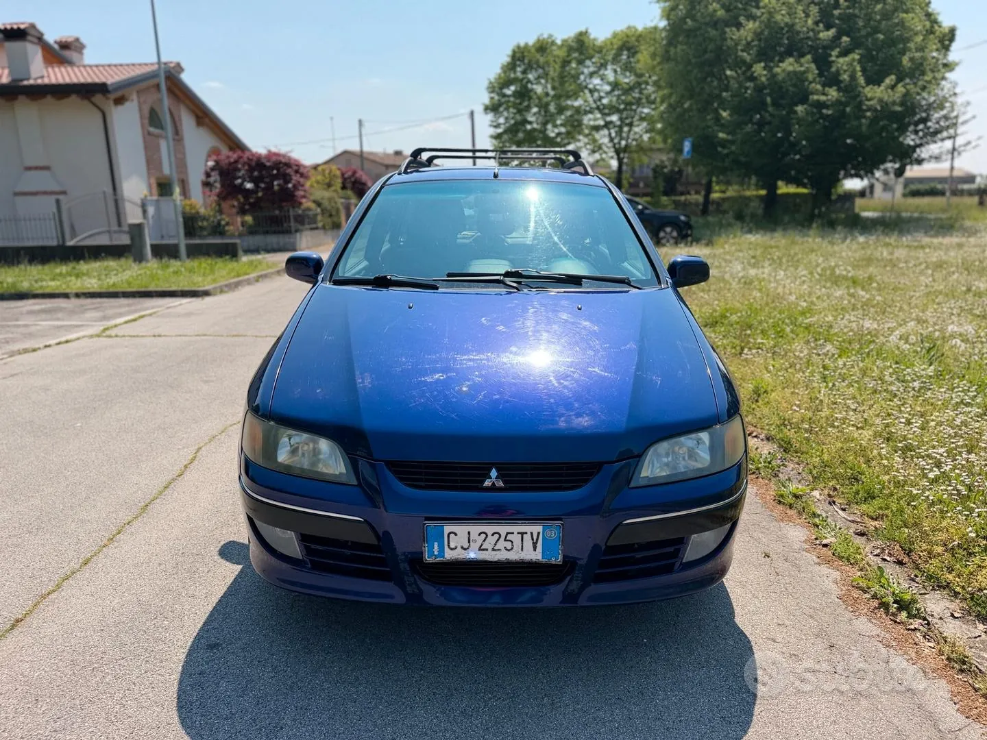 Mitsubishi Space Star 2003 photo 2