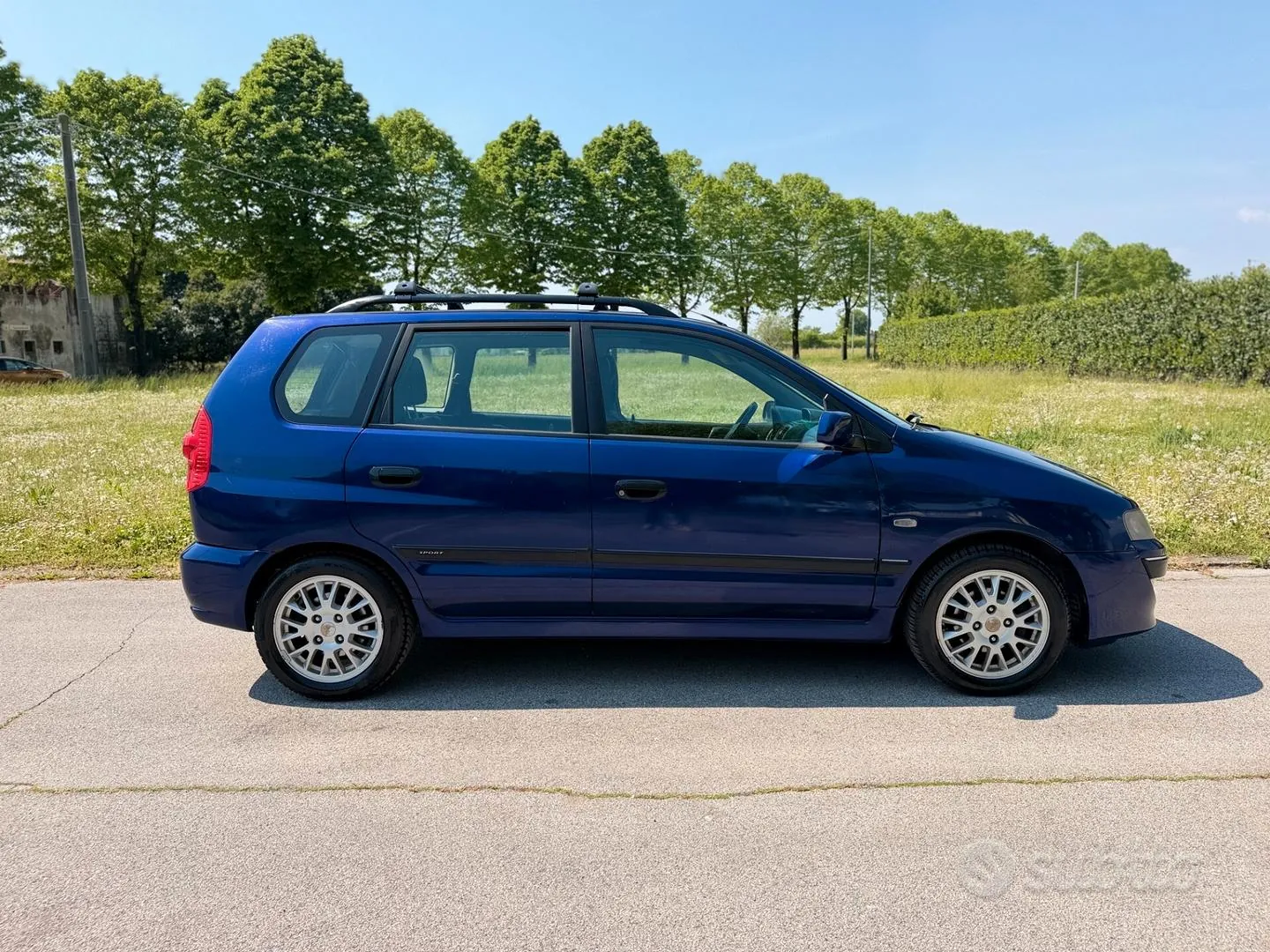 Mitsubishi Space Star 2003 photo 4
