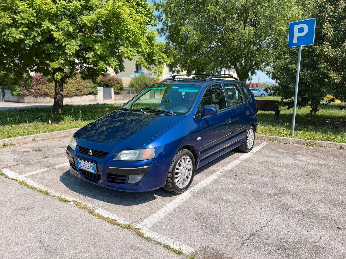Mitsubishi Space Star 2003 photo 5