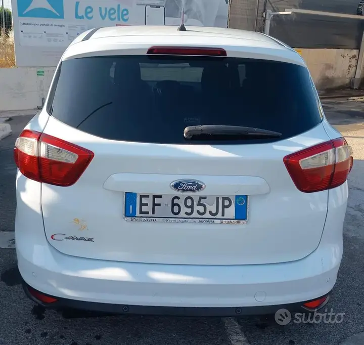 Ford C-Max 2011 photo 2