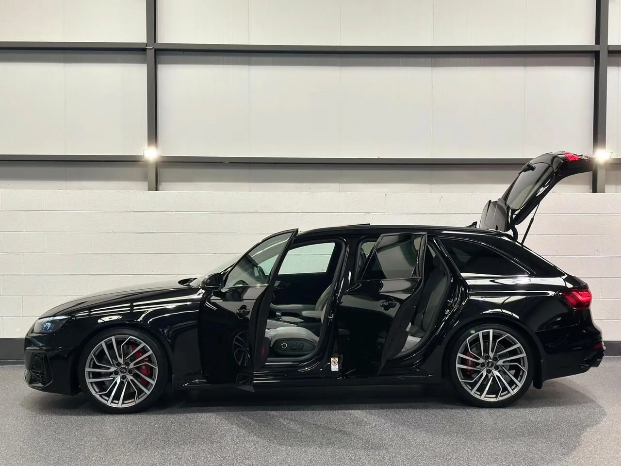 Audi Rs4 Avant 2020 photo 3