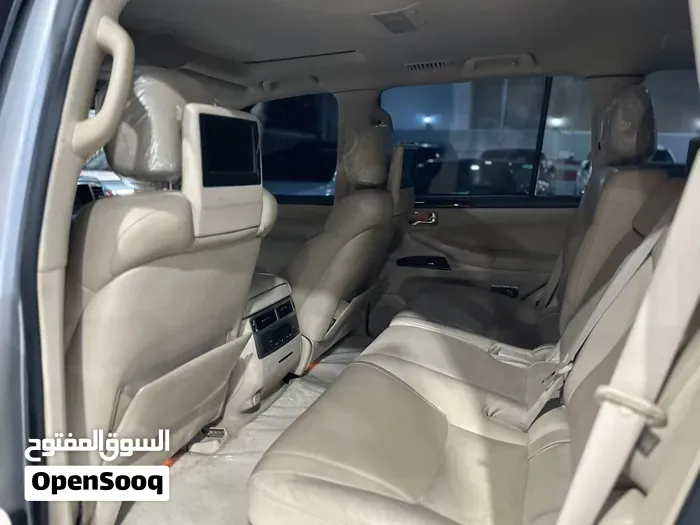 Lexus Lx570 2013 photo 3