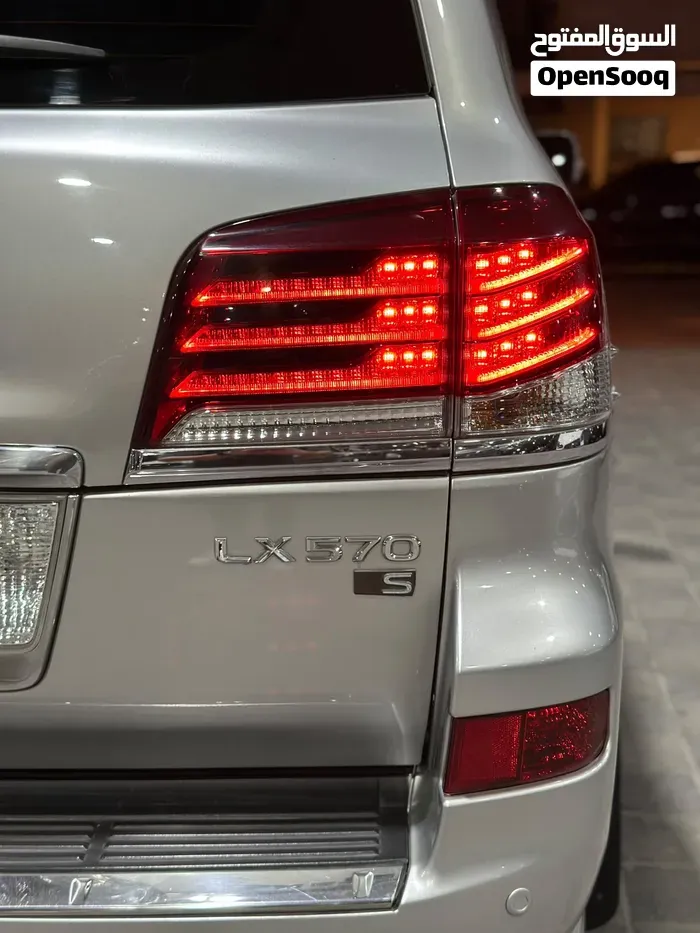 Lexus Lx570 2013 photo 4