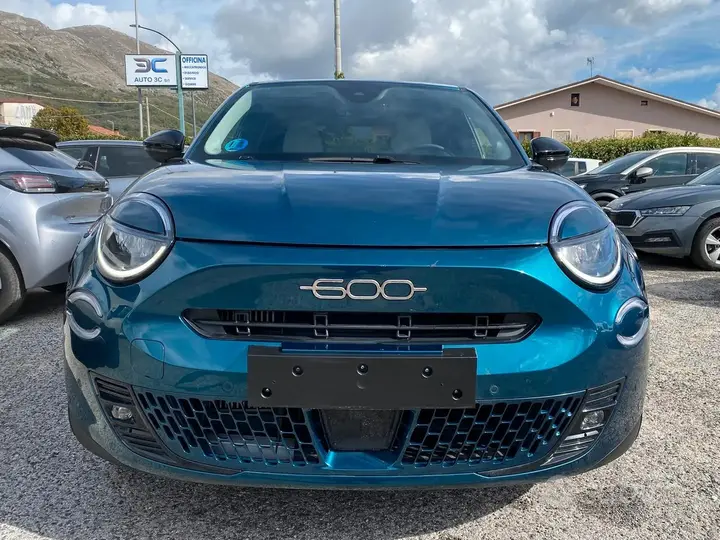 Fiat 600 2025 photo 2