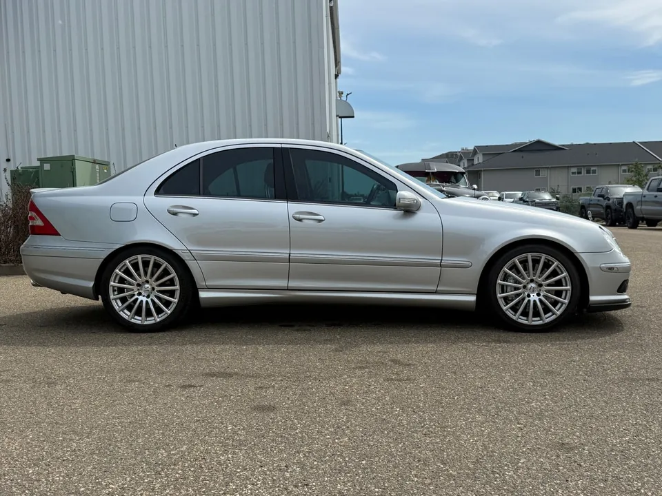 Mercedes-Benz C-Class 2005 photo 4