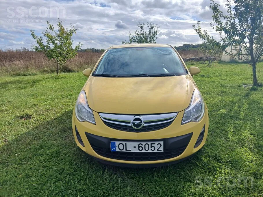 Opel Corsa 2013 photo 2