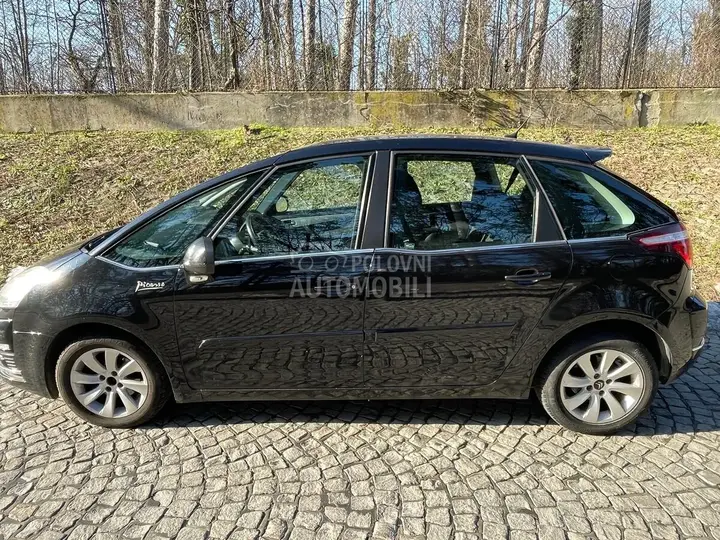 Citroen C4 Picasso 2011 photo 2
