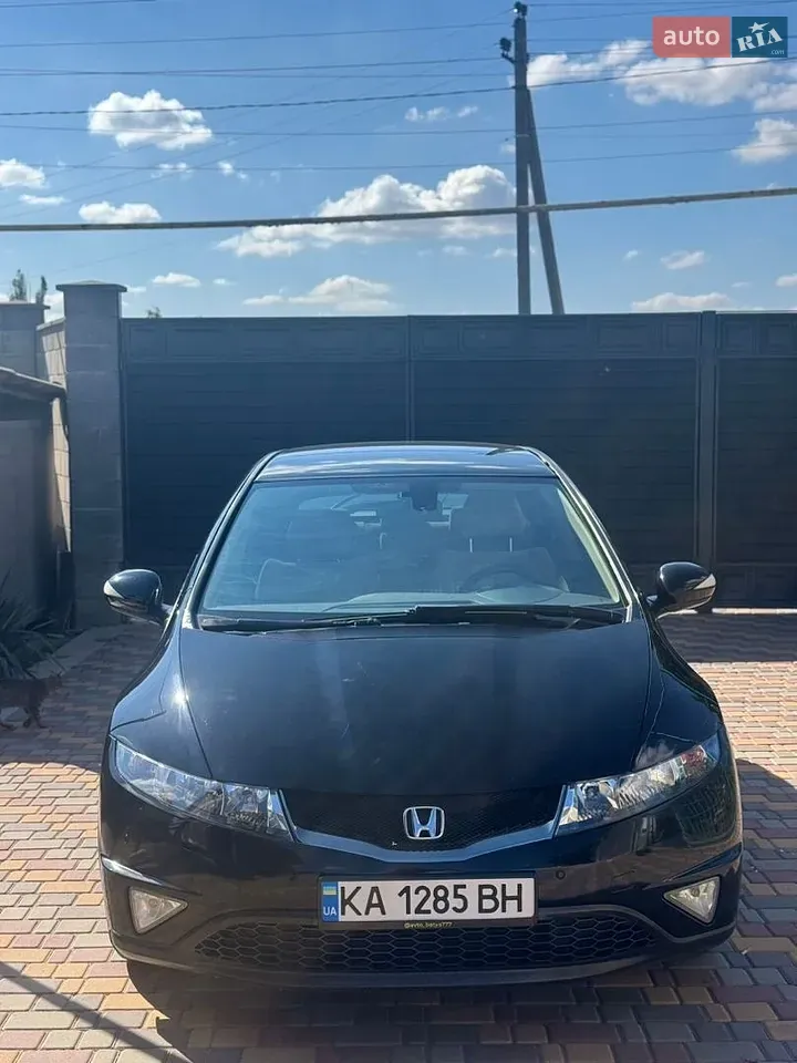 Honda Civic 2006 photo 2